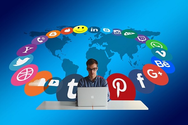 3 Social Media Management Tips for SEO Experts